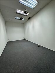 High Street Centre (D6), Retail #544047261